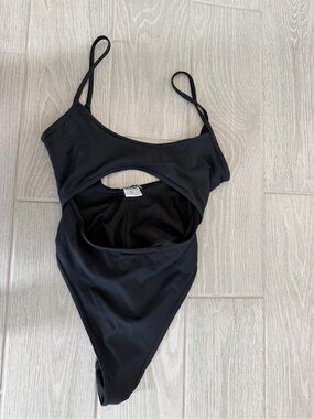 ANDREADAMO Cut Out Black Made in Italy Swimsuit Bathing Suit Size Large VGUC